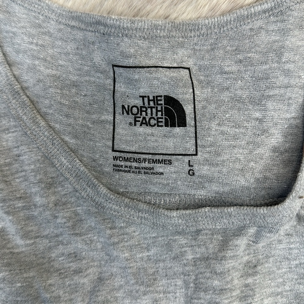 THE NORTH FACE | Women's Simple Logo Tank Top, Size L, NWT - Picture 14 of 16